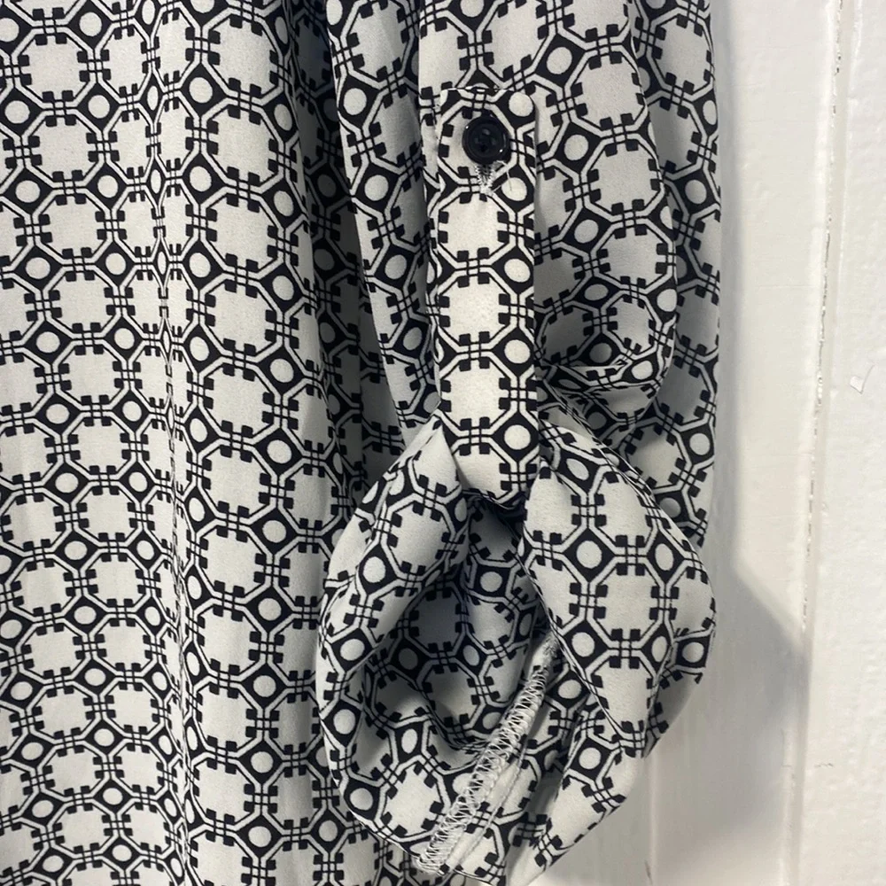 Pleione high low xs black and white blouse - Picture 6 of 9